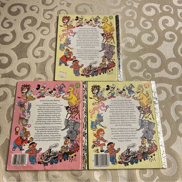 Vintage Golden Books (3): DUMBO , THE FRIENDLY BOOK , TAWNY SCRAWNY LION - Picture 6 of 11